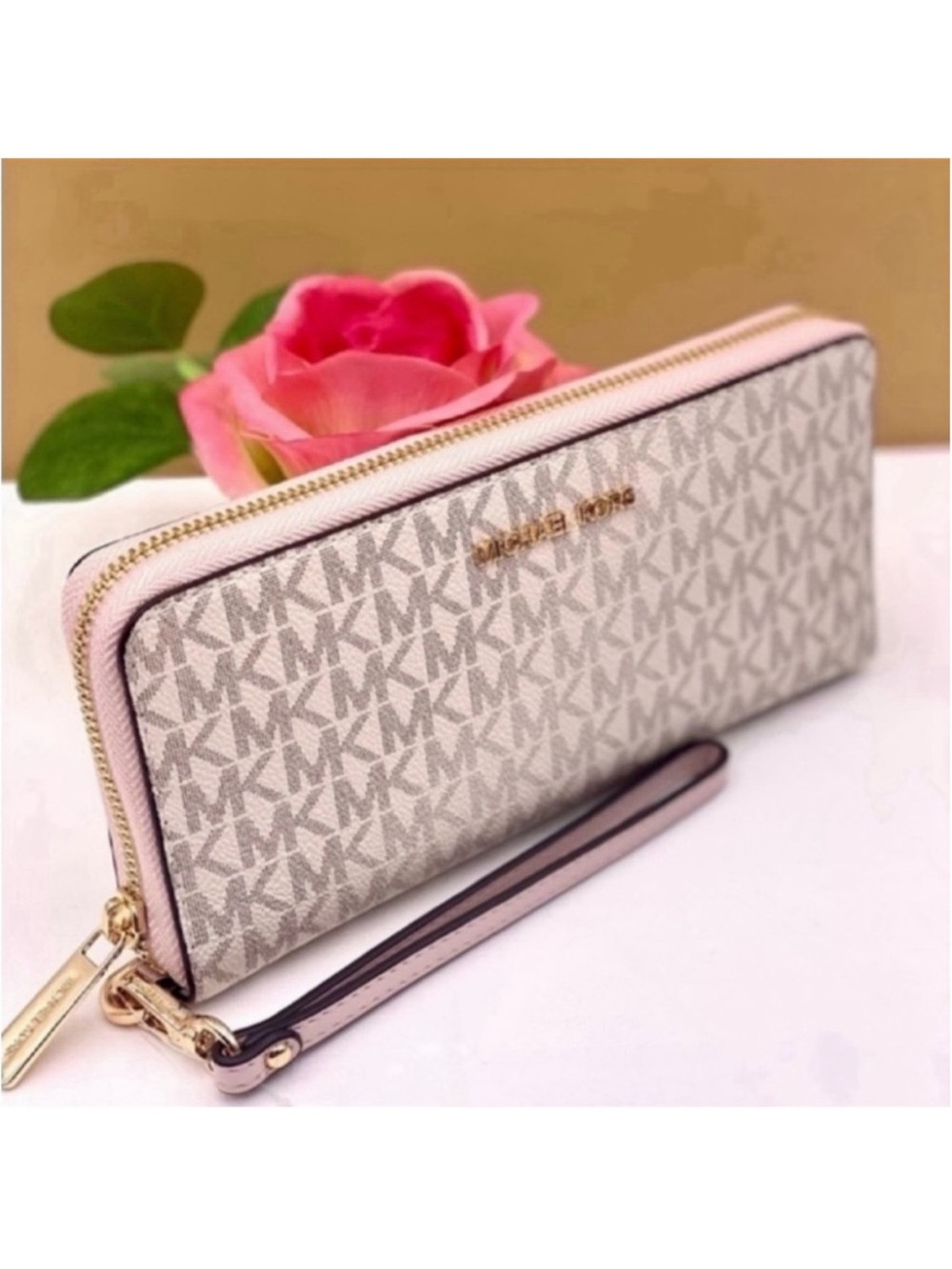 Michael Kors Large Continental Wallet - Picture 7 of 13